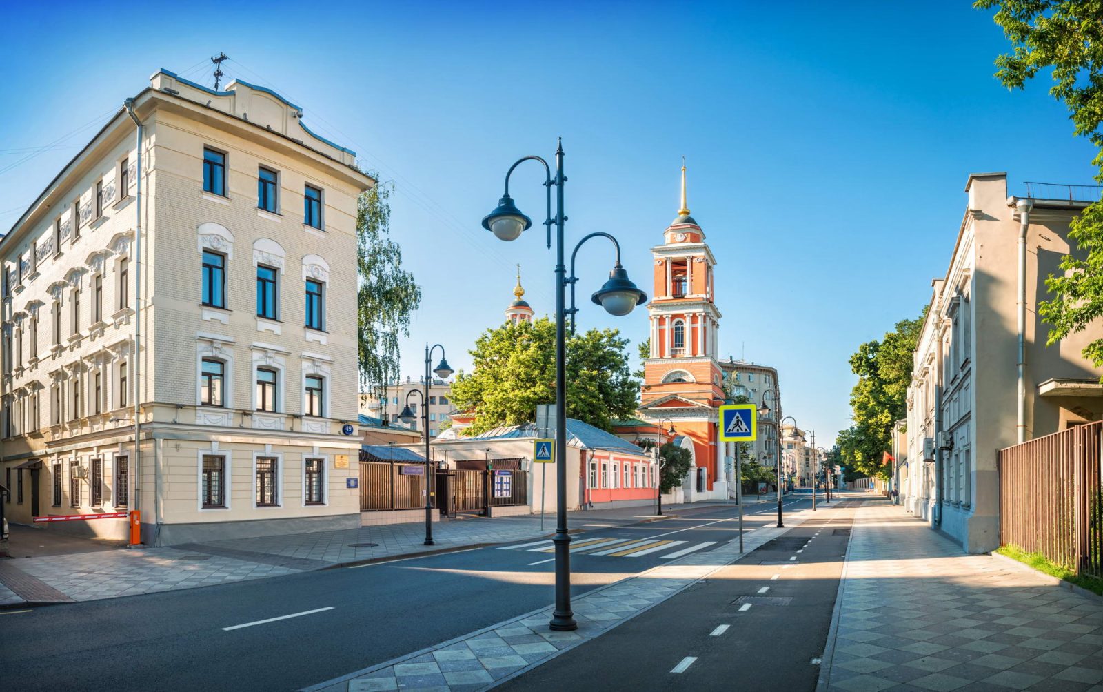 Татарская 35